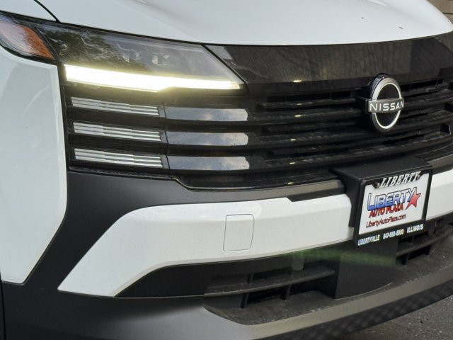 Used 2026 Nissan Kicks S FWD image 3