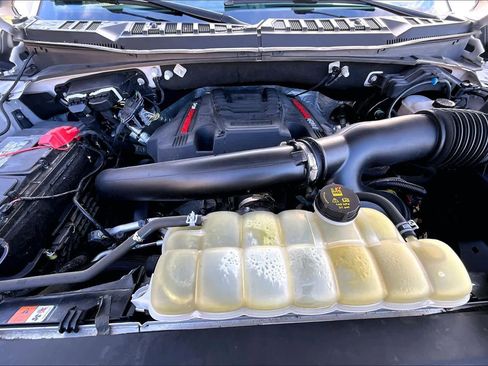 Used 2020 Ford F150 Raptor w/ Equipment Group 802A Luxury image 29