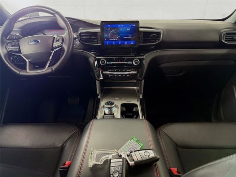 Used 2022 Ford Explorer ST-Line image 23