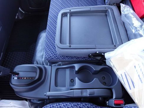 New 2024 Chevrolet Low Cab Forward 5500XG RWD image 16