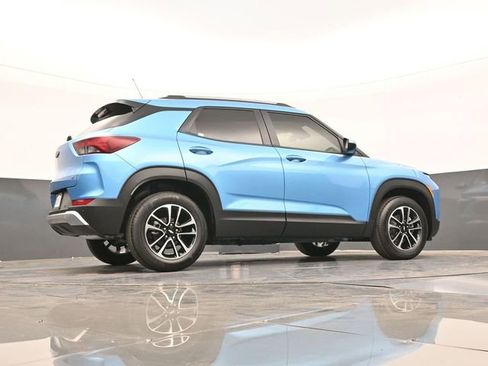 New 2026 Chevrolet TrailBlazer LT w/ Convenience Package FWD image 49