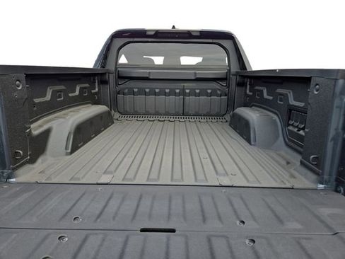 New 2025 GMC Sierra EV Denali image 18