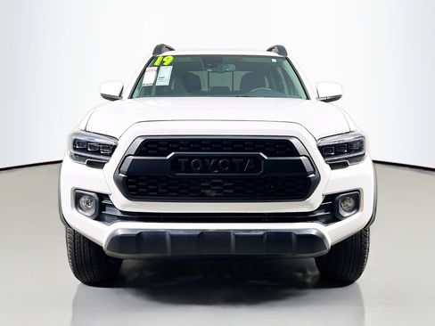 Used 2019 Toyota Tacoma SR5 image 10