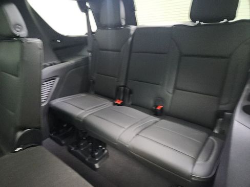 Used 2023 GMC Yukon Denali AWD/4WD image 30