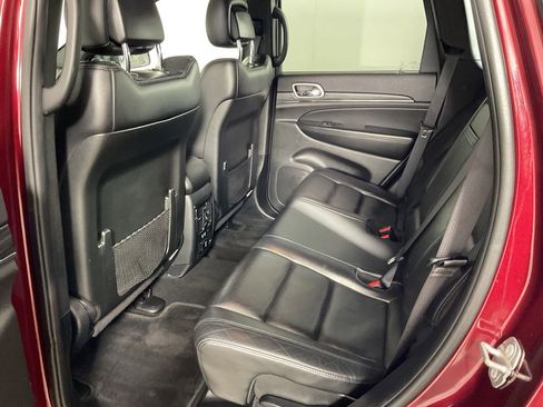 Used 2019 Jeep Grand Cherokee Limited AWD/4WD image 20