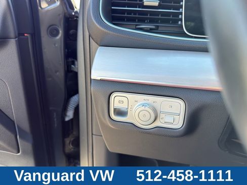 Used 2022 Mercedes-Benz GLE 350 4MATIC w/ Premium Package image 18