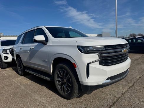 Used 2024 Chevrolet Tahoe LT w/ Luxury Package image 3