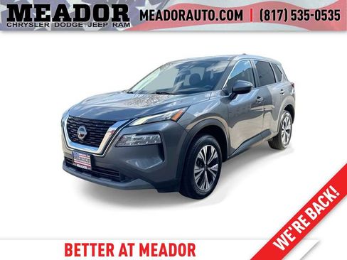Used 2023 Nissan Rogue SV image 1