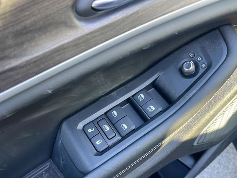 New 2026 Jeep Grand Cherokee L Limited w/ Limited Altitude Package image 12