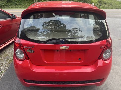 Used 2009 Chevrolet Aveo5 LT w/ Power and Convenience Package image 5