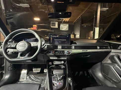 Used 2020 Audi S4 Premium Plus w/ Premium Plus Package AWD/4WD image 11
