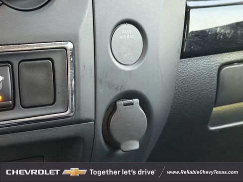 Used 2024 Nissan Titan SV w/ Accessory Utility Package RWD image 22