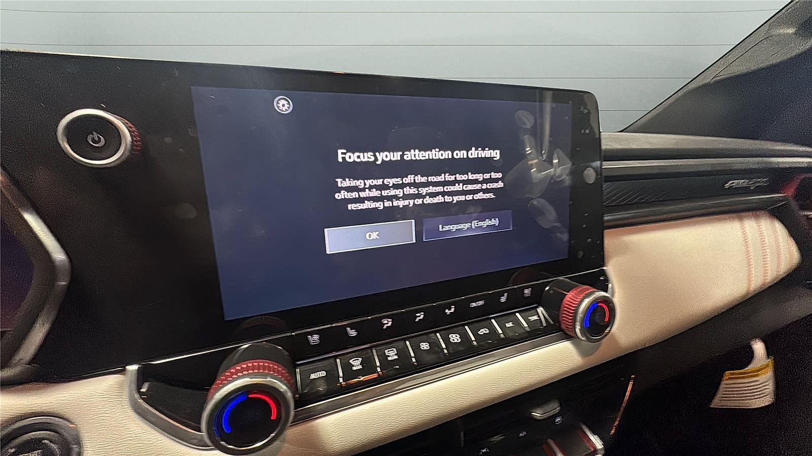 New 2025 GMC Canyon AT4 w/ AT4X AEV Edition AWD/4WD image 18