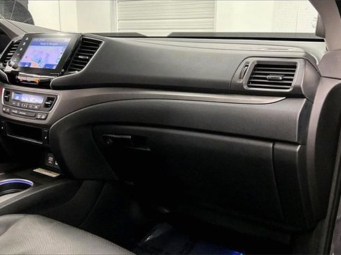 Used 2022 Honda Ridgeline RTL-E image 16
