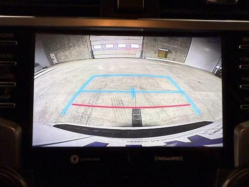 Used 2020 Toyota 4Runner SR5 image 18