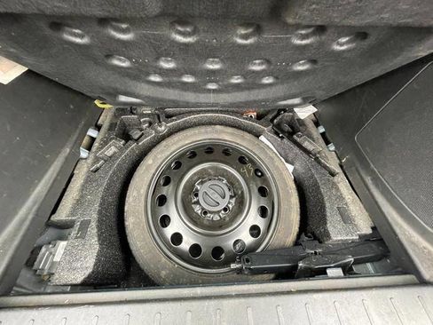 Used 2015 Chevrolet Equinox LT w/ Driver Convenience Package image 26