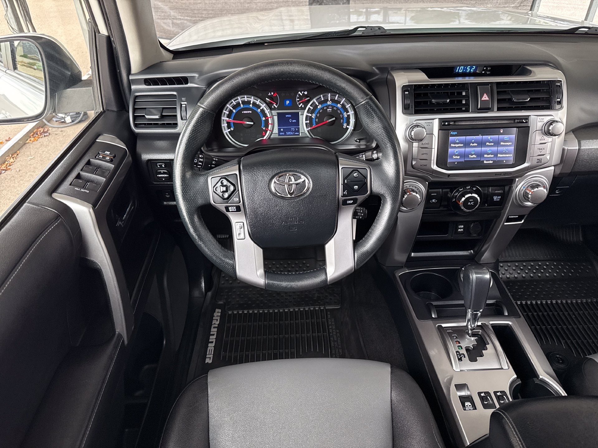 Used 2018 Toyota 4Runner SR5 Premium AWD/4WD image 16