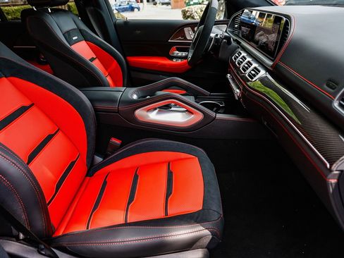 New 2025 Mercedes-Benz GLE 53 AMG 4MATIC Coupe image 17
