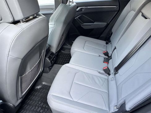 Used 2025 Audi Q3 2.0T Premium w/ Convenience Package image 14