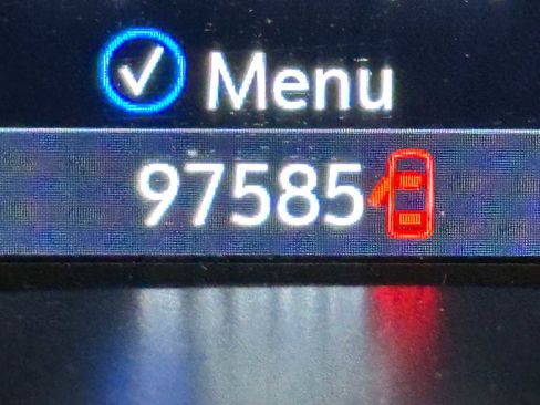 Used 2019 Chevrolet Colorado LT w/ Luxury Package, Chrome image 18