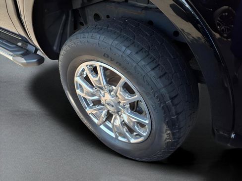 Used 2021 Ford Ranger XLT w/ Equipment Group 302A High image 9