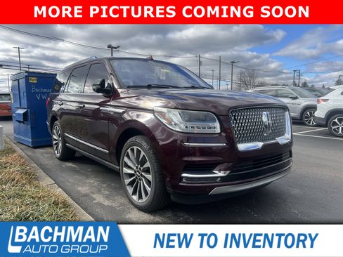 Used 2019 Lincoln Navigator Reserve image 1