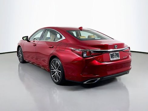 Certified 2025 Lexus ES 350 w/ Premium Package image 7