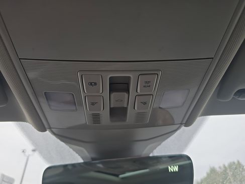 Used 2022 Volkswagen Jetta SE image 33