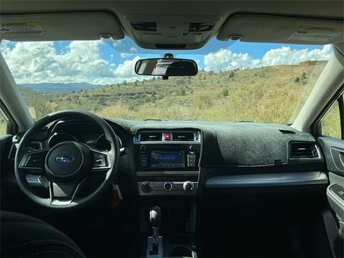 Used 2018 Subaru Outback 2.5i image 15