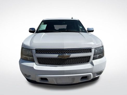 Used 2009 Chevrolet Suburban LTZ AWD/4WD image 8