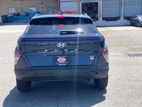 Used 2024 Hyundai Kona SEL AWD/4WD image 6