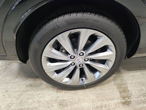 New 2026 Buick Envista Avenir image 3