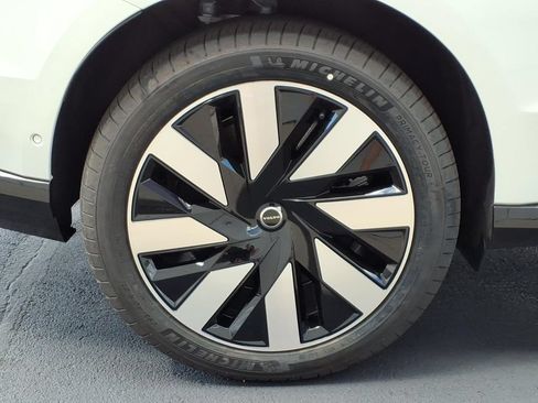New 2026 Volvo EX90 Ultra AWD/4WD image 6