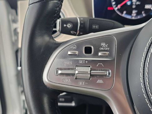 Used 2018 Mercedes-Benz S 560 Sedan image 28