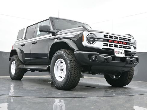 New 2025 Ford Bronco Heritage Edition image 39