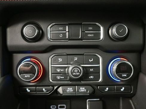 Used 2021 Chevrolet Tahoe RST image 17