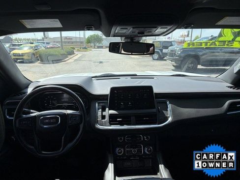 Used 2022 GMC Yukon AT4 w/ Technology Package image 3