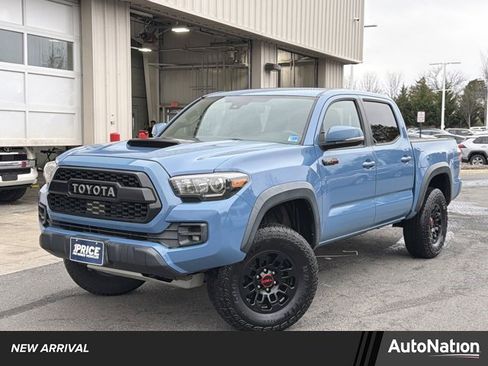 Used 2018 Toyota Tacoma TRD Pro image 1