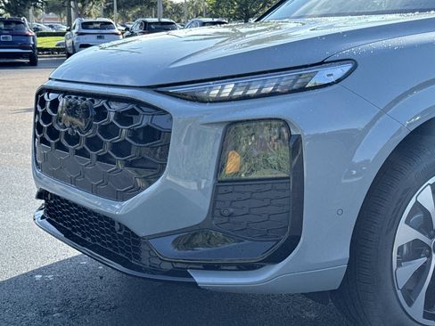 New 2026 Audi Q3 quattro 2.0T AWD/4WD image 7