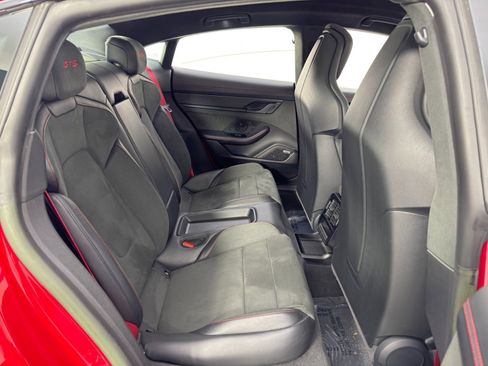 Used 2023 Porsche Taycan GTS image 40