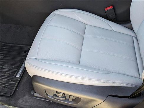 New 2026 Land Rover Range Rover Evoque S image 4