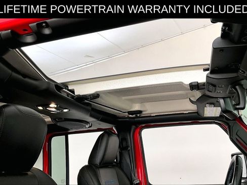 Used 2022 Jeep Wrangler Unlimited Rubicon 4xe w/ Cold Weather Group AWD/4WD image 23