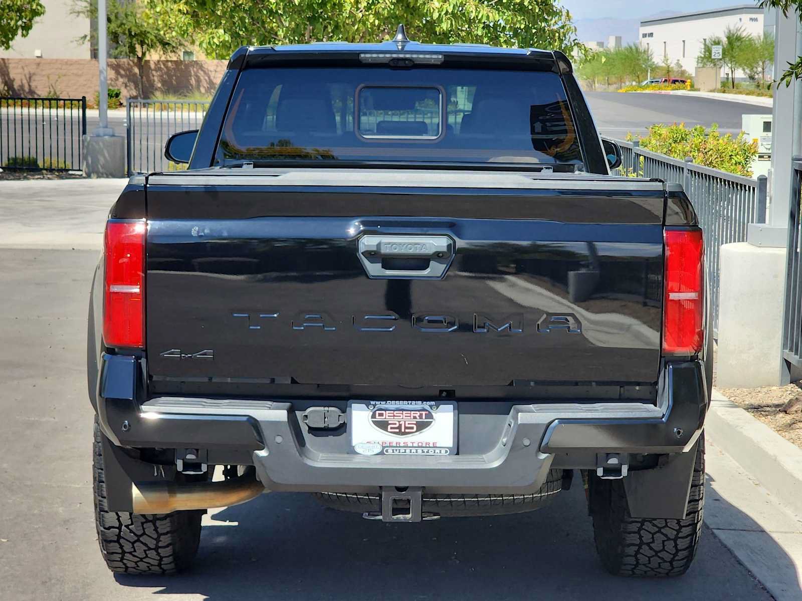 Used 2024 Toyota Tacoma TRD Off-Road w/ TRD Off Road Premium Package AWD/4WD image 7