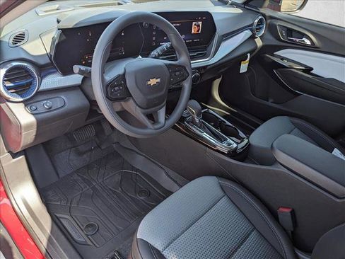 New 2026 Chevrolet Trax LT image 3