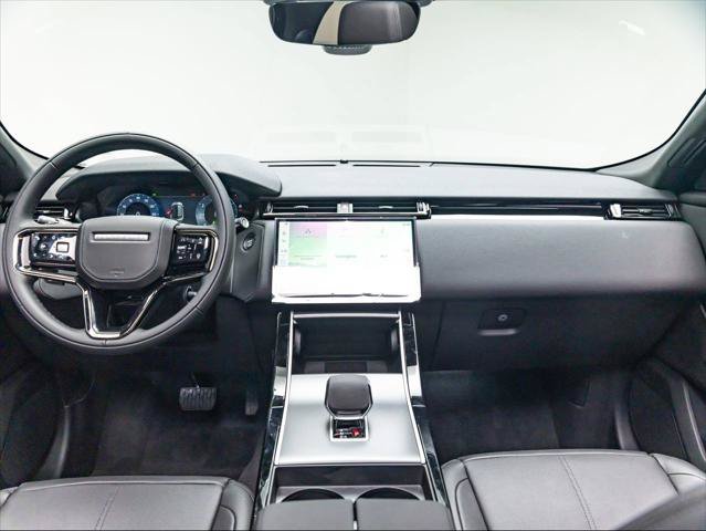 New 2026 Land Rover Range Rover Velar S AWD/4WD image 19