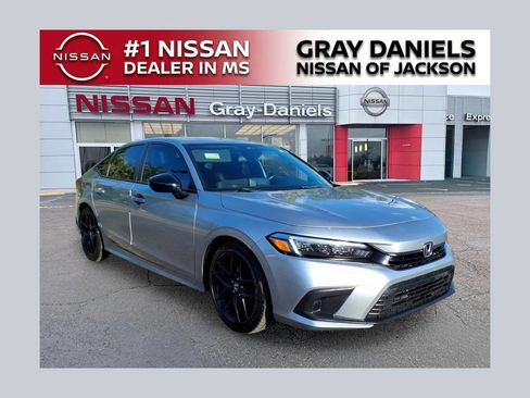 Used 2022 Honda Civic Sport image 1