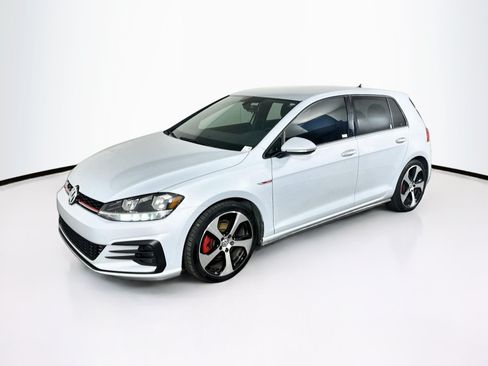 Used 2018 Volkswagen GTI S FWD image 3