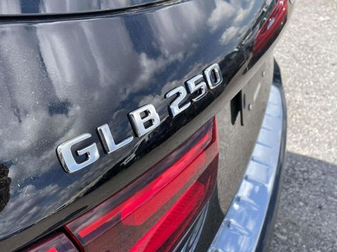 New 2026 Mercedes-Benz GLB 250 4MATIC image 10
