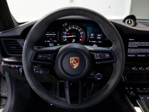 Used 2022 Porsche 911 GT3 RWD image 23