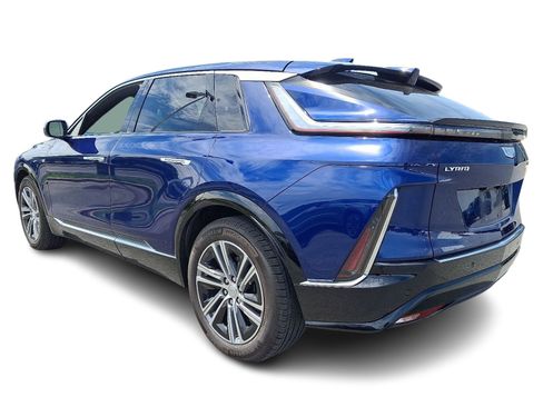 Used 2024 Cadillac Lyriq Luxury AWD/4WD image 3